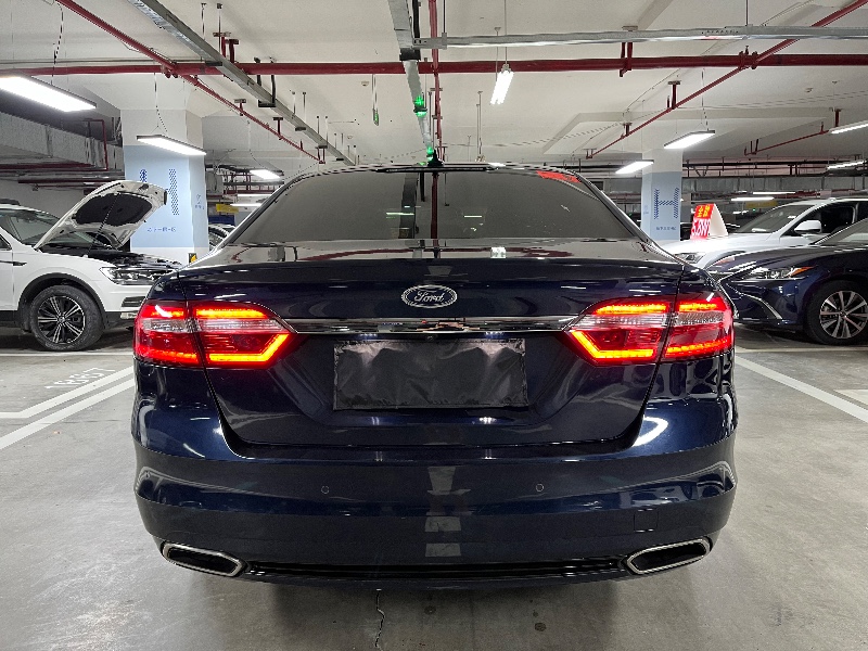 成都17年福特金牛座8