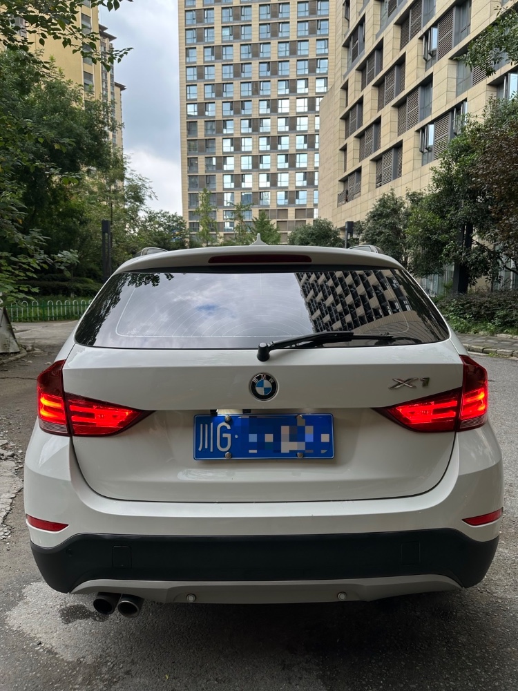 成都15年寶馬X18
