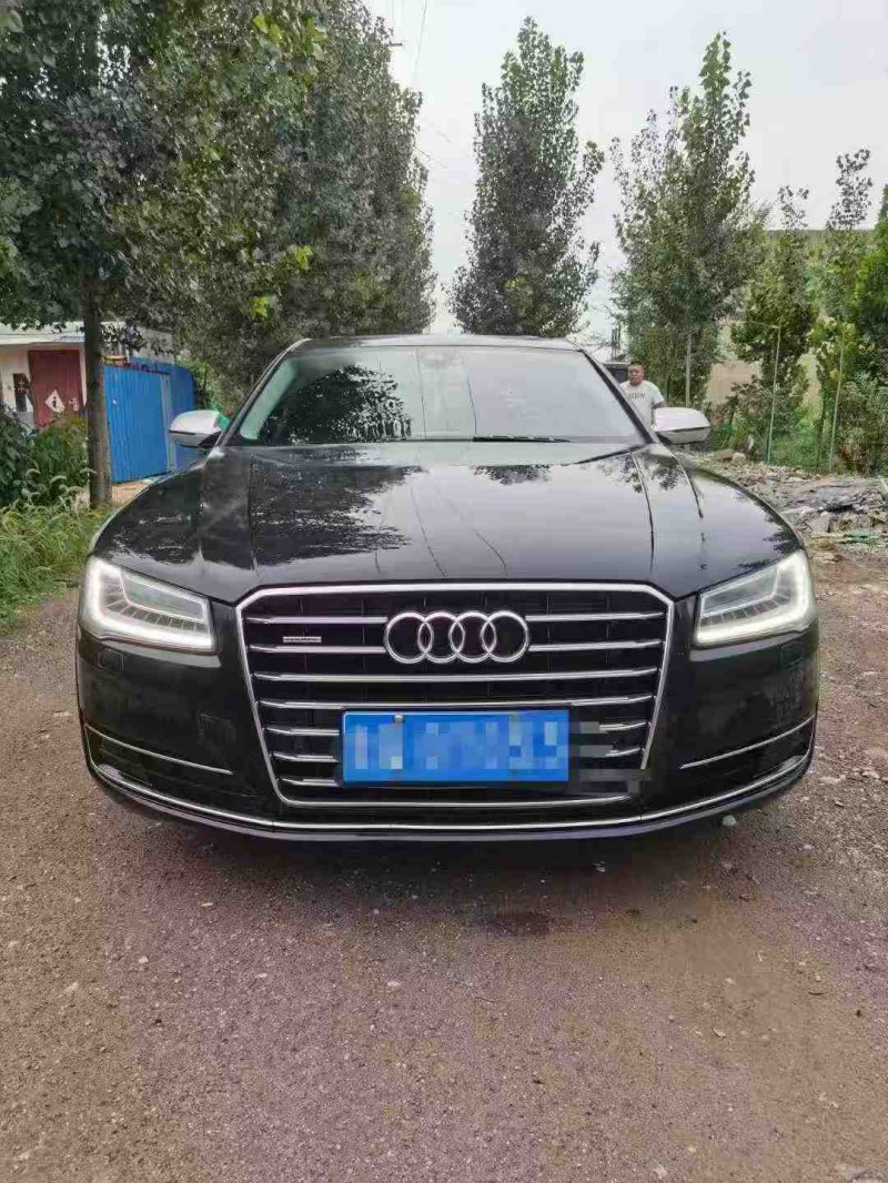 臨沂15年奧迪A8L1