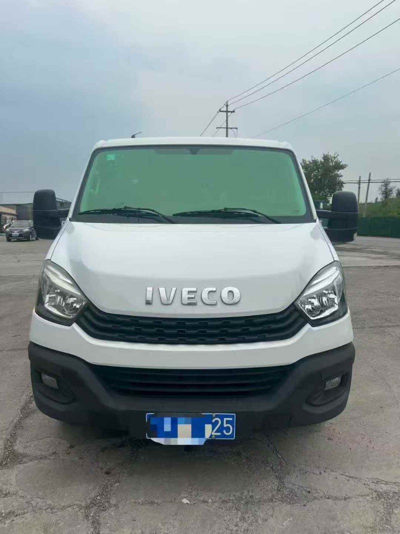 青島23年依維柯Iveco VISION1