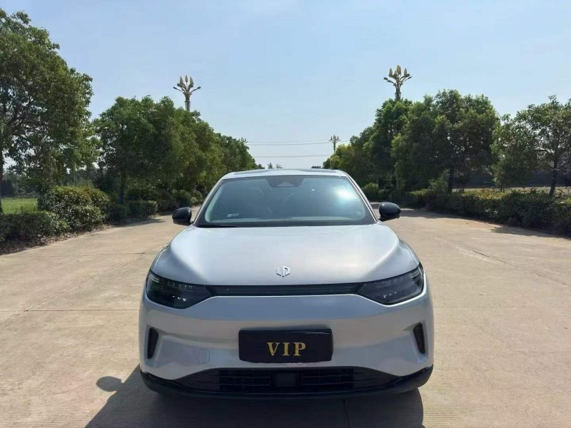 徐州23年零跑汽車C111