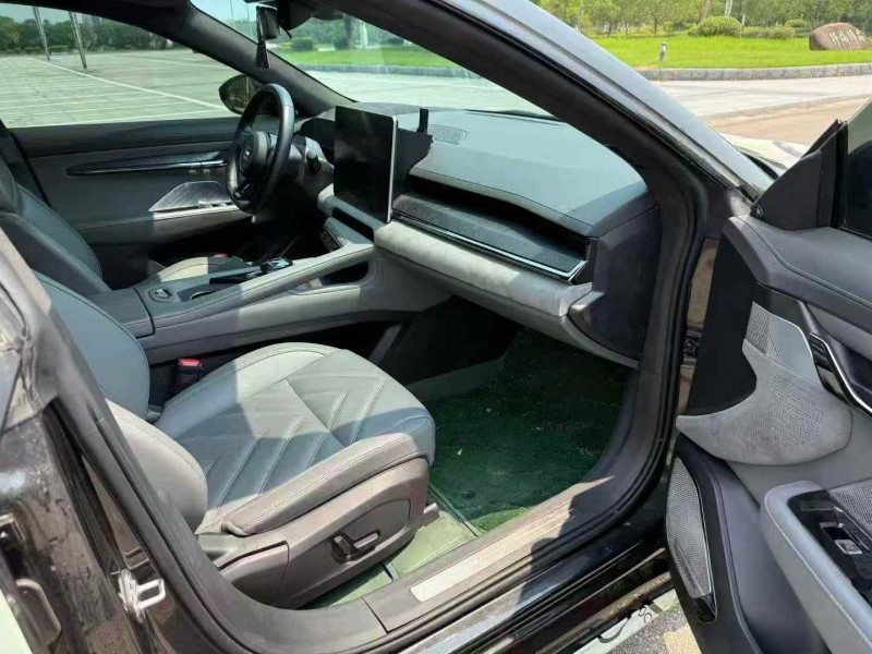 淮安22年极氪汽车0014