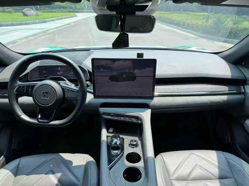 淮安22年极氪汽车0015