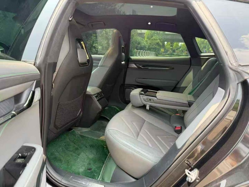 淮安22年极氪汽车0017