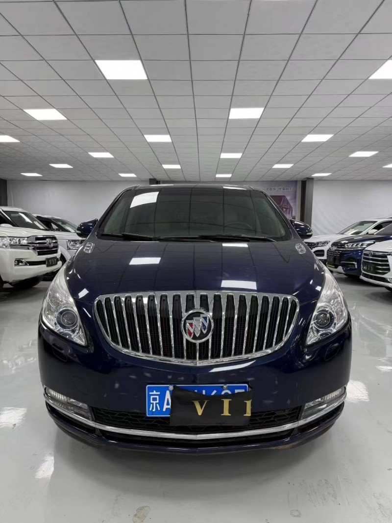 廊坊11年別克GL81