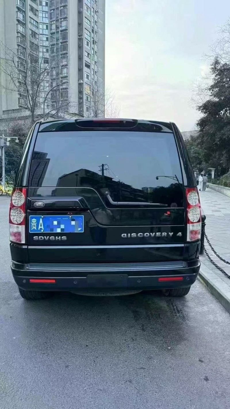 成都12年路虎发现2