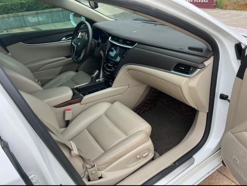 濟寧14年凱迪拉克XTS6