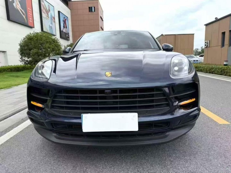 廈門19年保時捷Macan1
