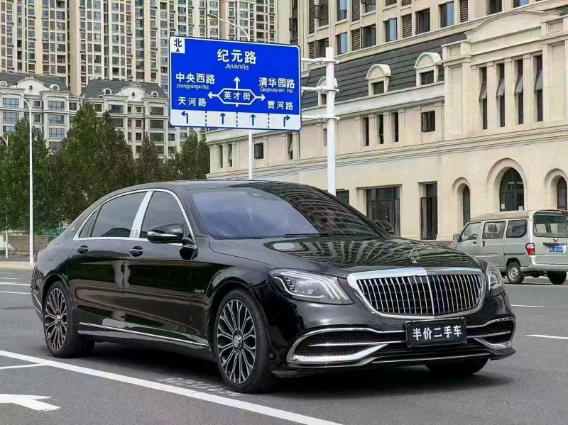 郑州20年迈巴赫迈巴赫2