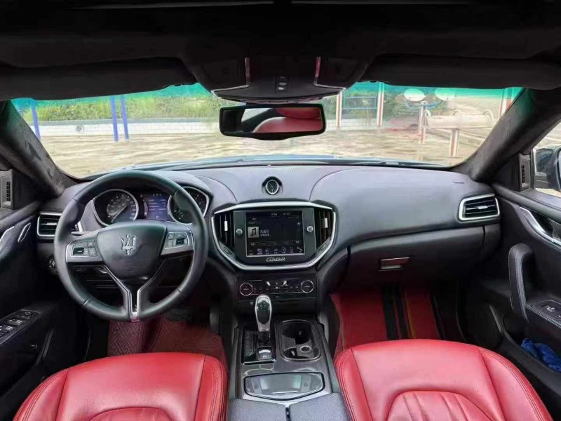 黔西南16年玛莎拉蒂Ghibli5