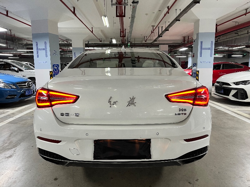 成都19年红旗H58