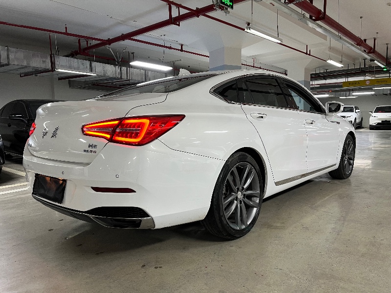 成都19年红旗H59