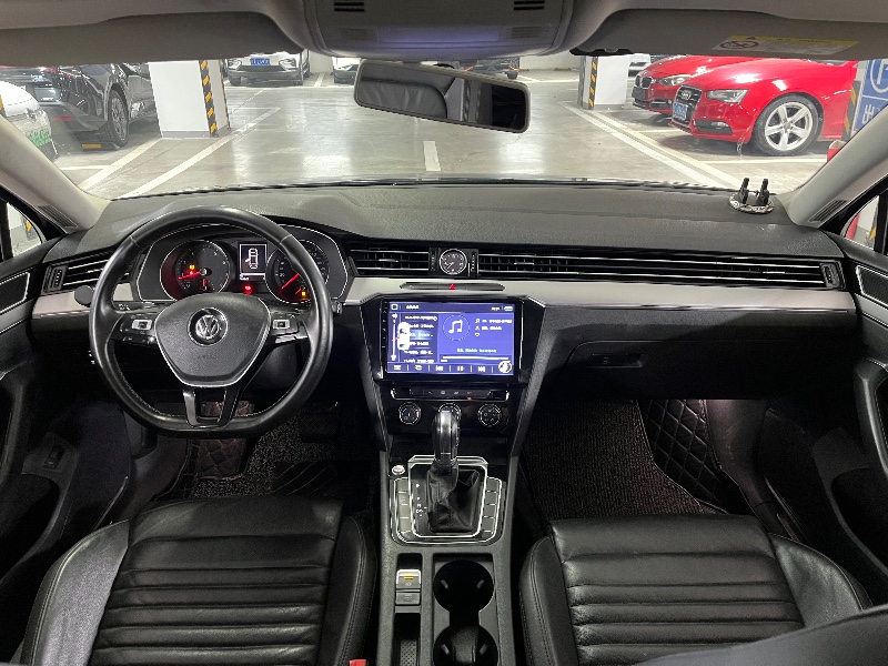 成都18年大众迈腾5