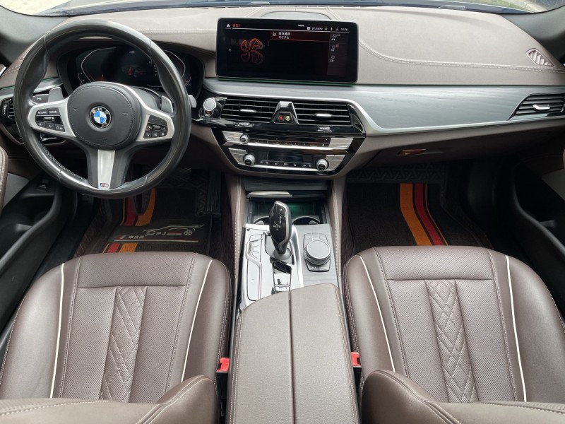 济宁21年宝马5系6