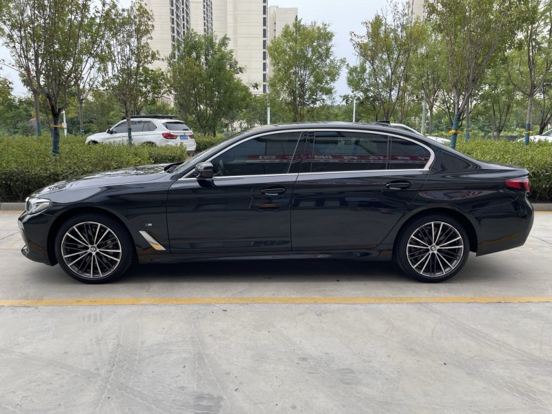 济宁21年宝马5系7