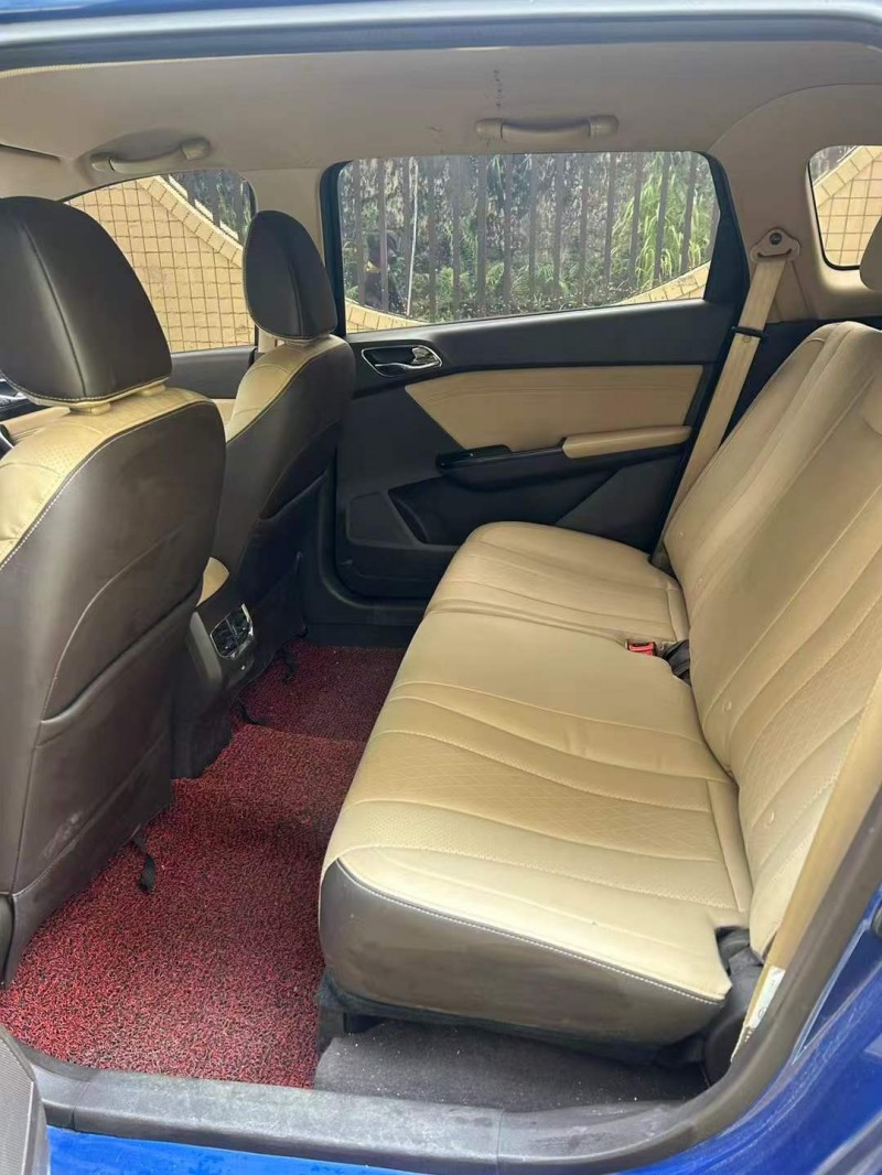 东莞18年宝骏3106