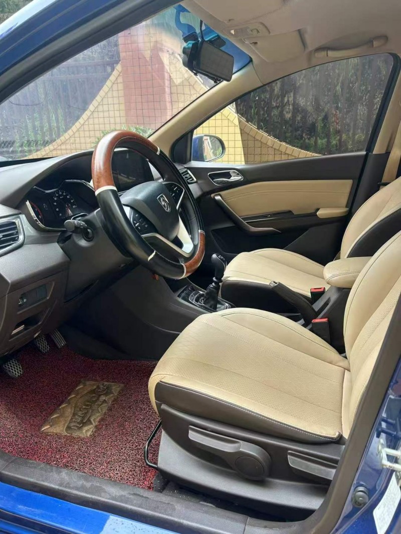 东莞18年宝骏3107