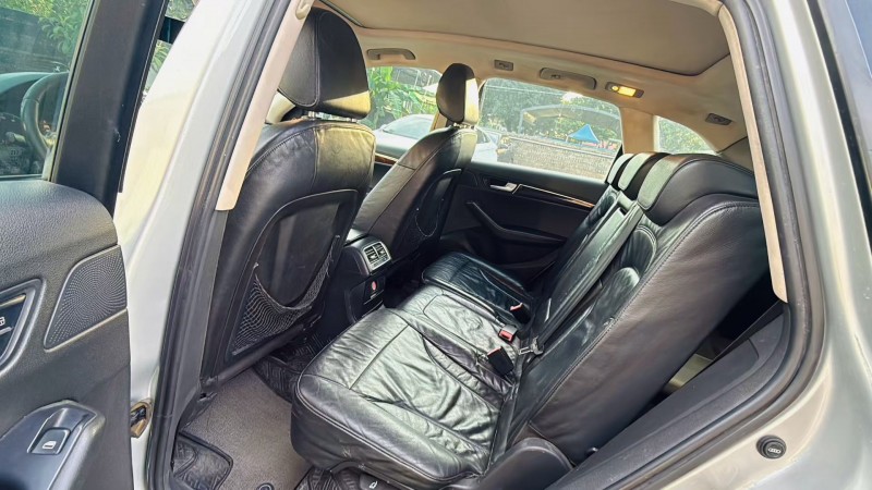 广州11年奥迪Q56