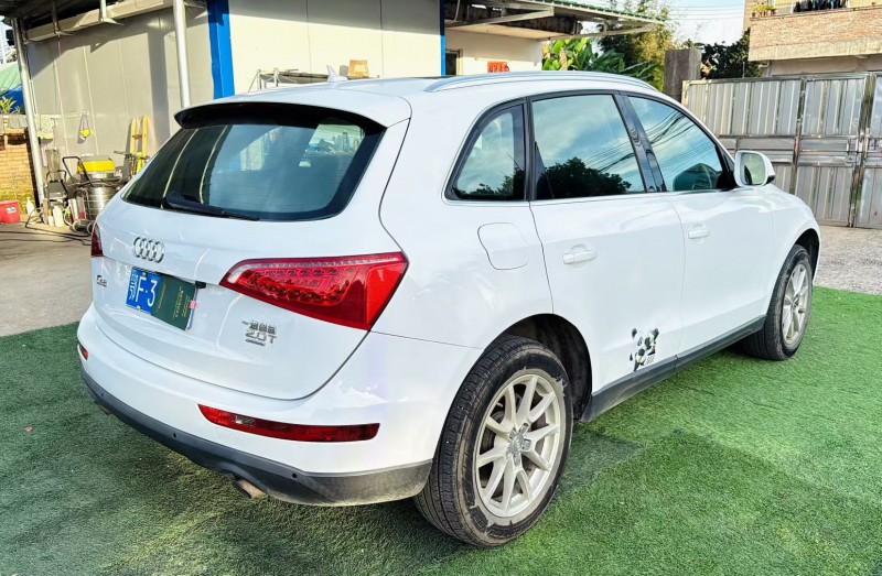 广州11年奥迪Q58