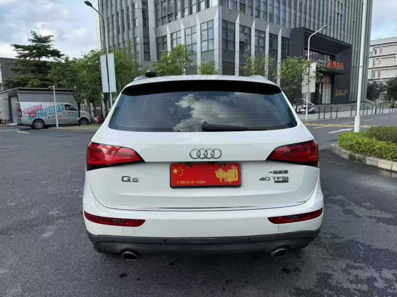 广州17年奥迪Q59