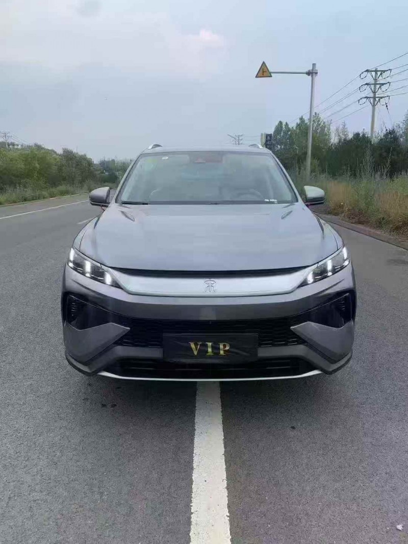 承德25年比亚迪宋1