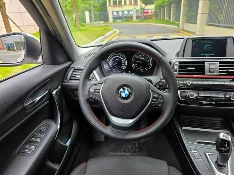 东莞19年宝马1系7