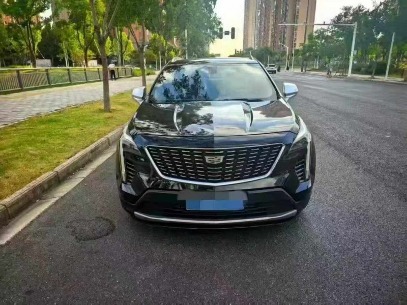 武汉20年凯迪拉克XT41