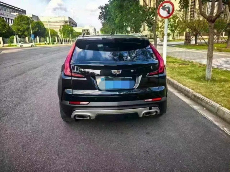 武汉20年凯迪拉克XT49