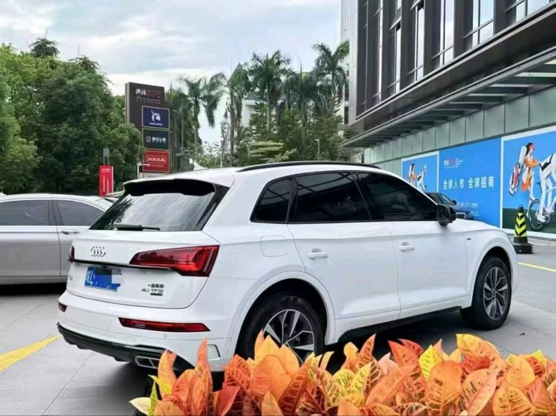 广州23年奥迪Q59
