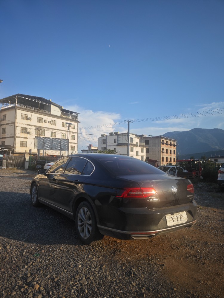 昭通17年大众迈腾5