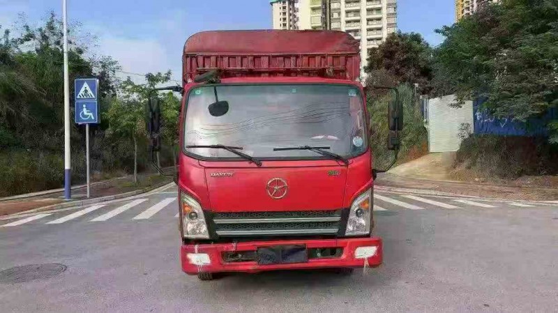 南寧22年卡車系列大運汽車1