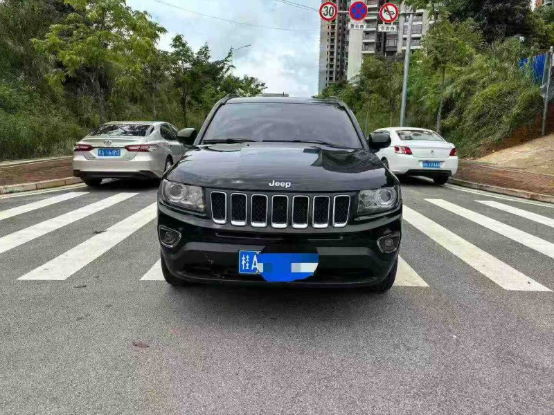南寧16年Jeep指南者1