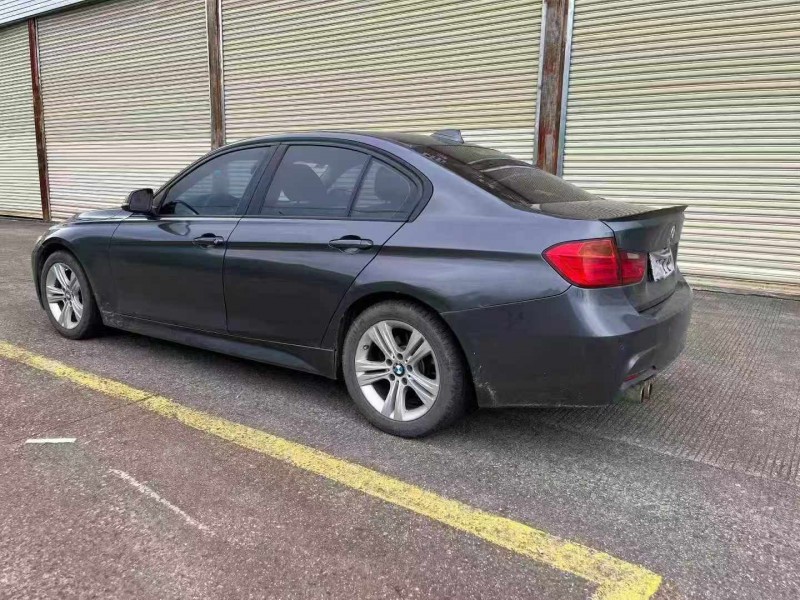 佛山14年宝马3系9