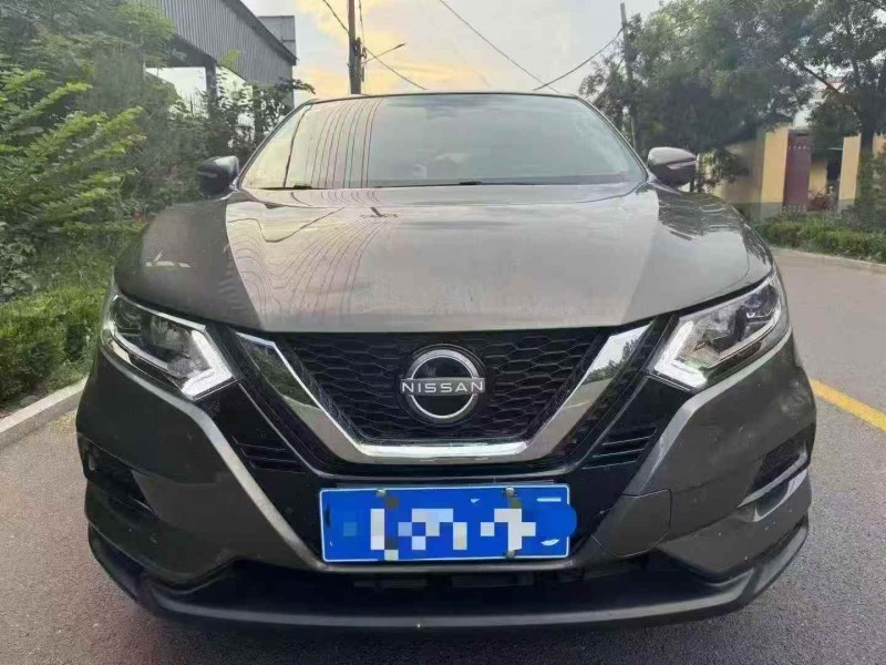 青島24年日產逍客1