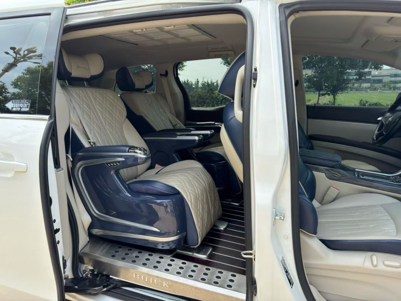 盐城21年别克GL88