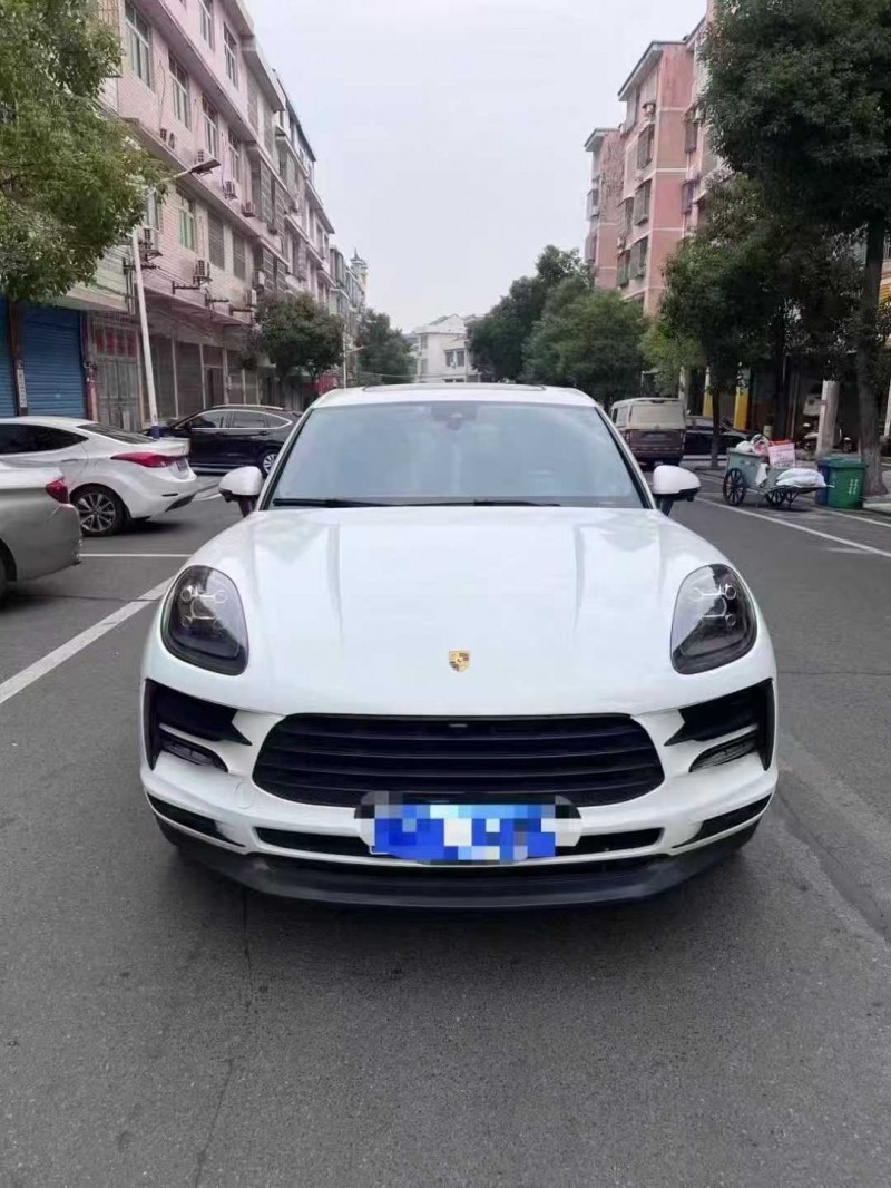 岳陽19年保時捷Macan1