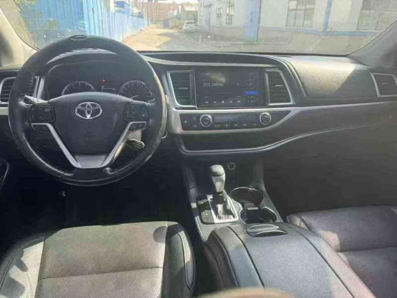 鶴壁19年豐田漢蘭達8