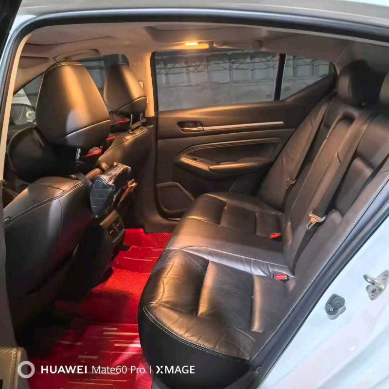 清远21年日产天籁6