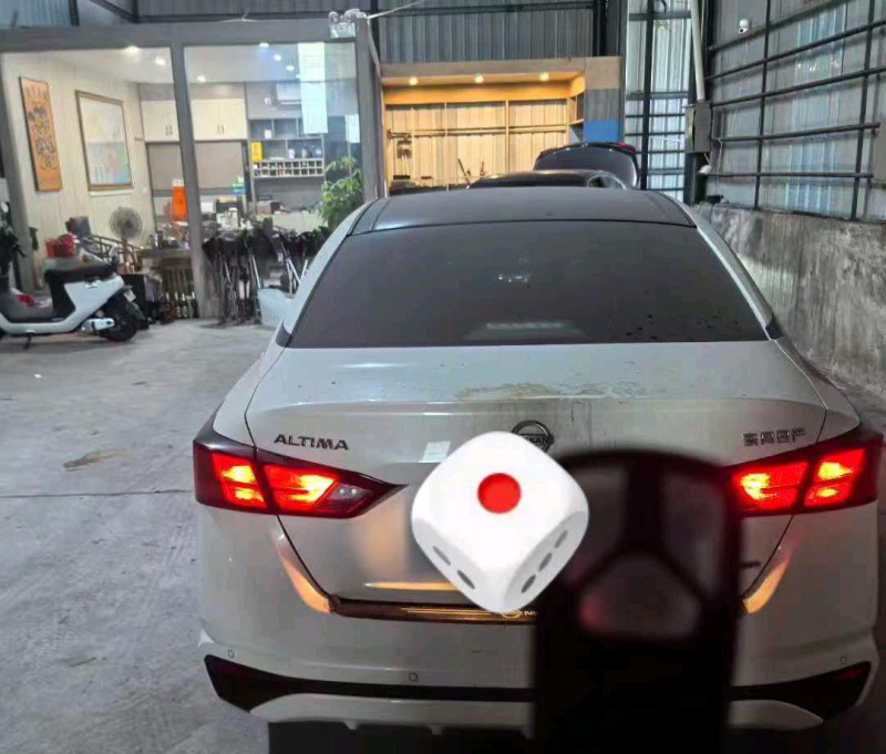 清远21年日产天籁7