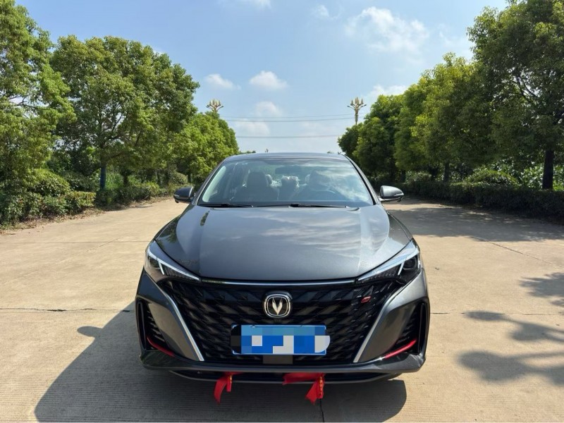 鹽城25年長安汽車逸動1