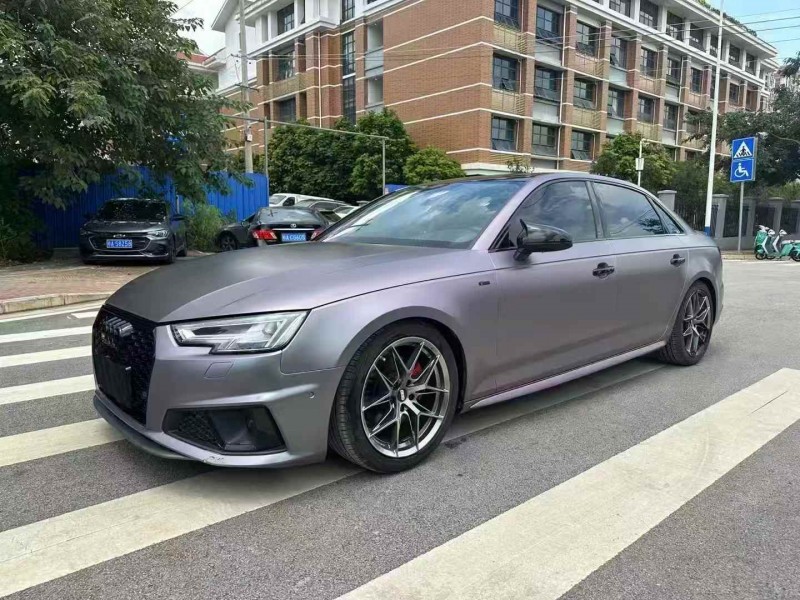 南宁19年奥迪A4L3