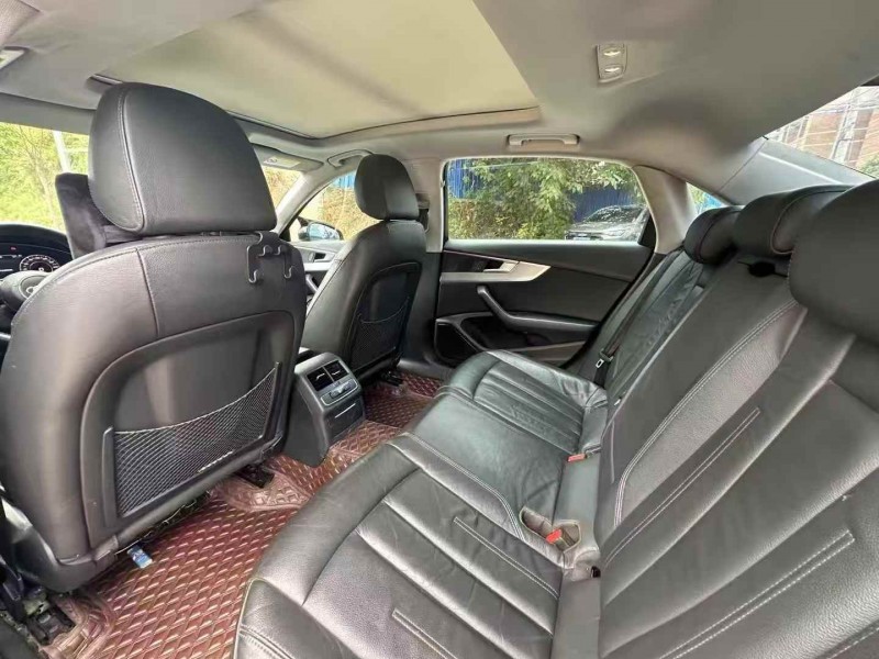 南宁19年奥迪A4L6