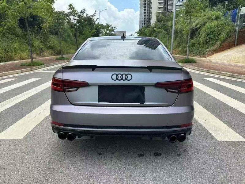 南宁19年奥迪A4L9