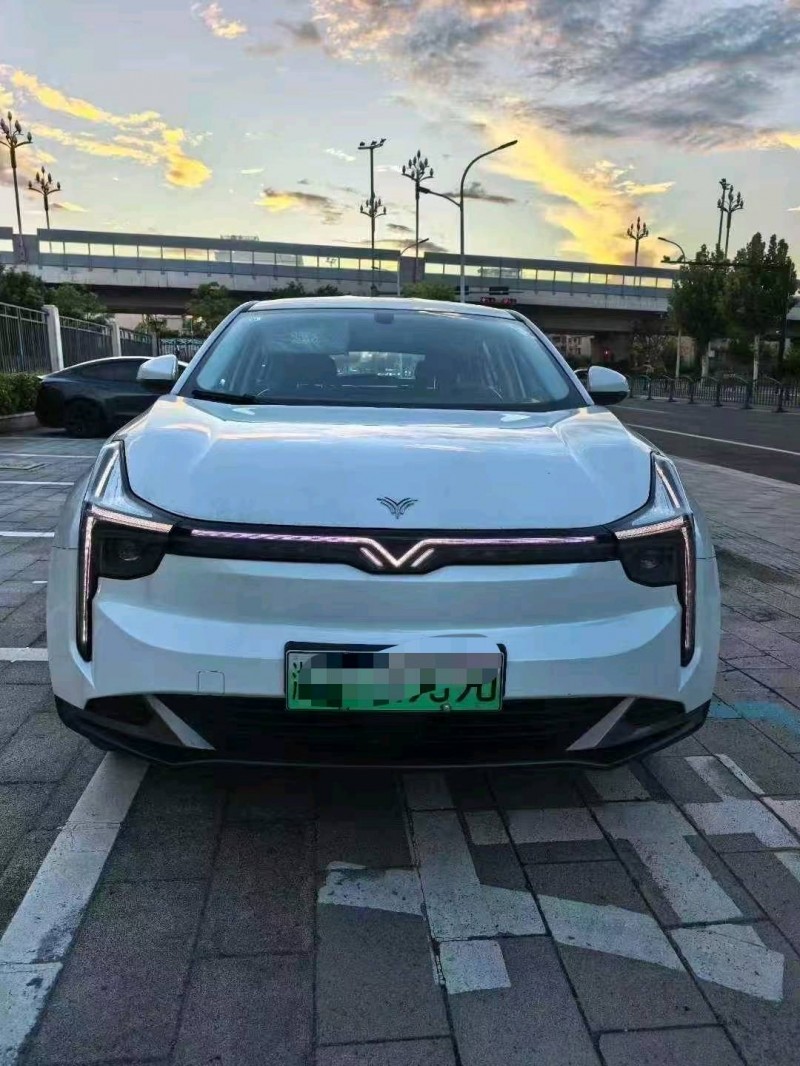 金華23年哪吒U1