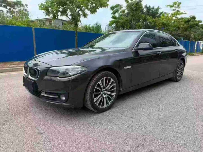 南宁17年宝马5系3