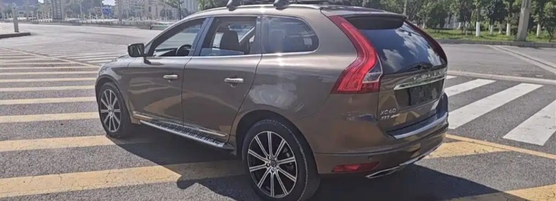 重慶13年沃爾沃XC602