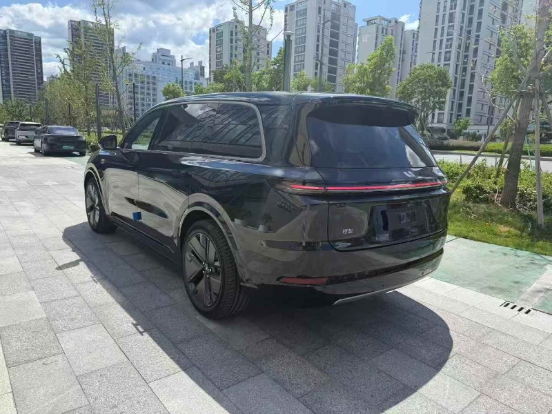 成都25年理想L94