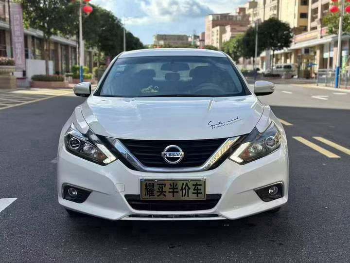 東莞18年日產天籟1