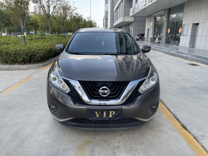 濟寧19年日產樓蘭1