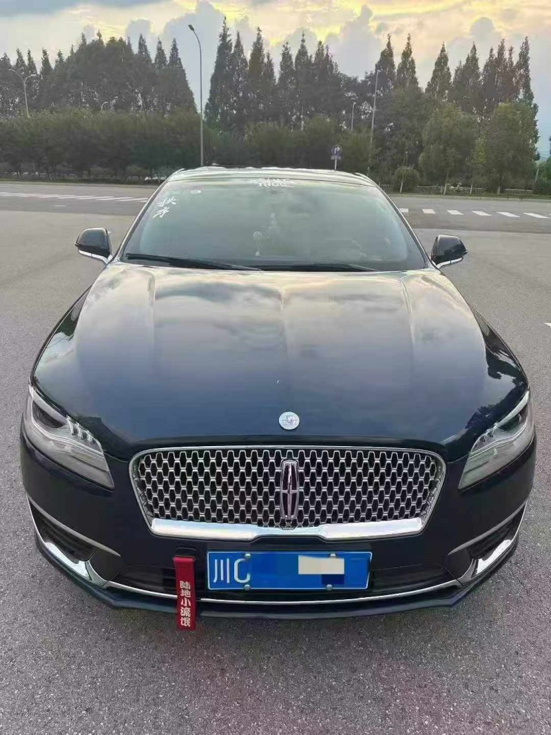 遂寧17年林肯MKZ1